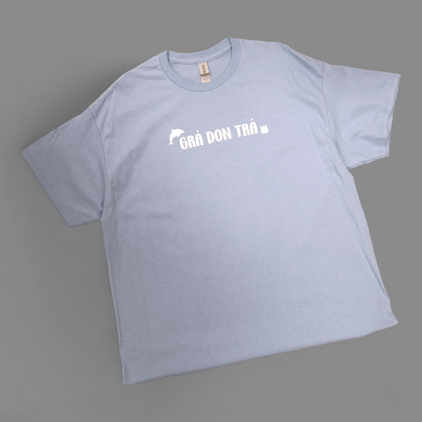 T-Shirt – Erwachsene XL – Grá don Trá – Dusty Blue