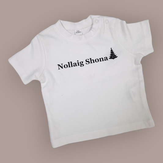 Christmas T-Shirt - 3-6 Months - Nollaig Shona - White
