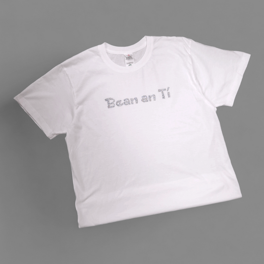 T-Shirt - Adult L - Bean an Tí - White