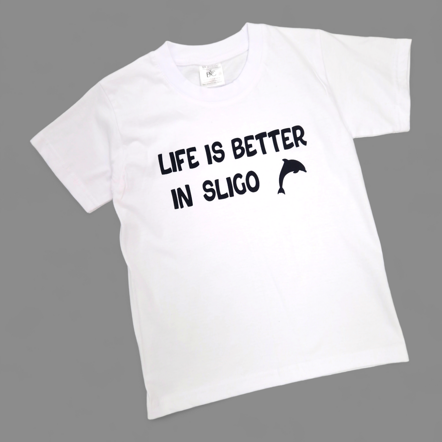 T-Shirt - 5-6 Years - Life is Better in Sligo (Dolphin) - White