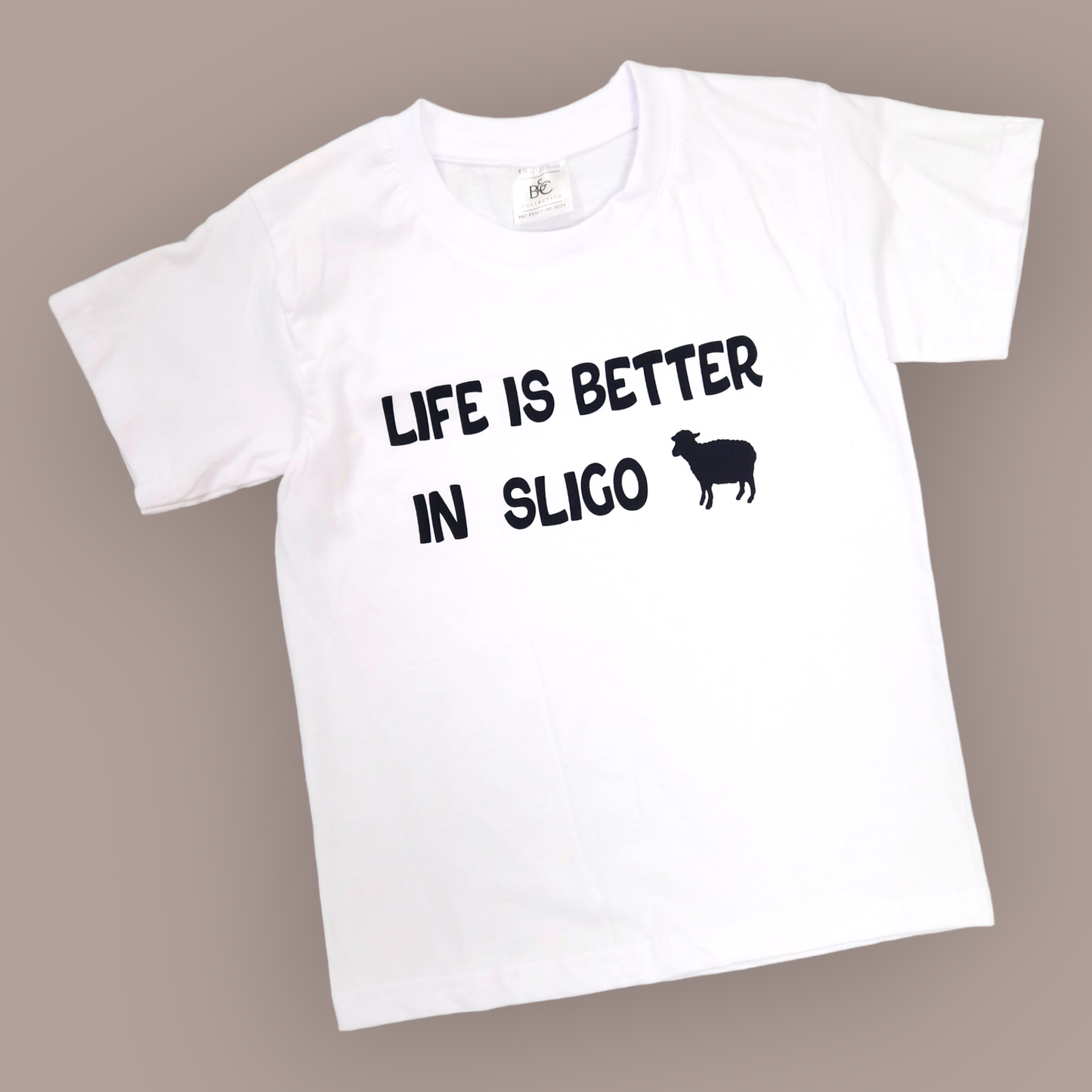 T-Shirt - 5-6 Years - Life is Better in Sligo (Sheep)